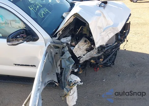 2022 Toyota Tacoma Trd Sport from USA, damaged, VIN 3TYCZ5AN5NT091043